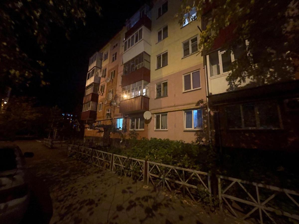 1-Комн. Квартира Целиком Интернациональная 32 С Гостиничным Сервисом Petropavlovsk Luaran gambar